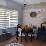 Ozzy Homes Muethis Katta Apartment *