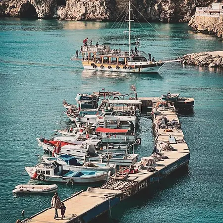 Διαμέρισμα Ozzy Homes Muethis Katta *