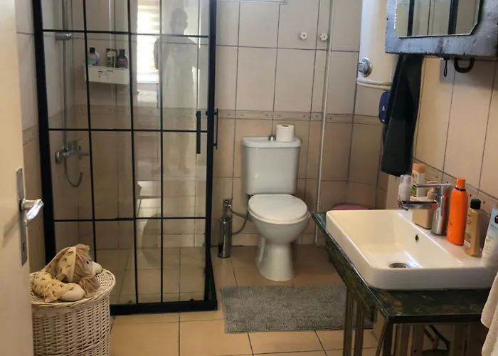 아파트 Ozzy Homes Muethis Katta *