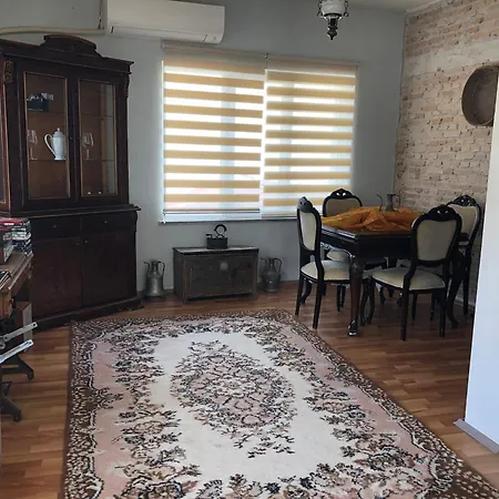 Ozzy Homes Müthiş Katta Apartman *